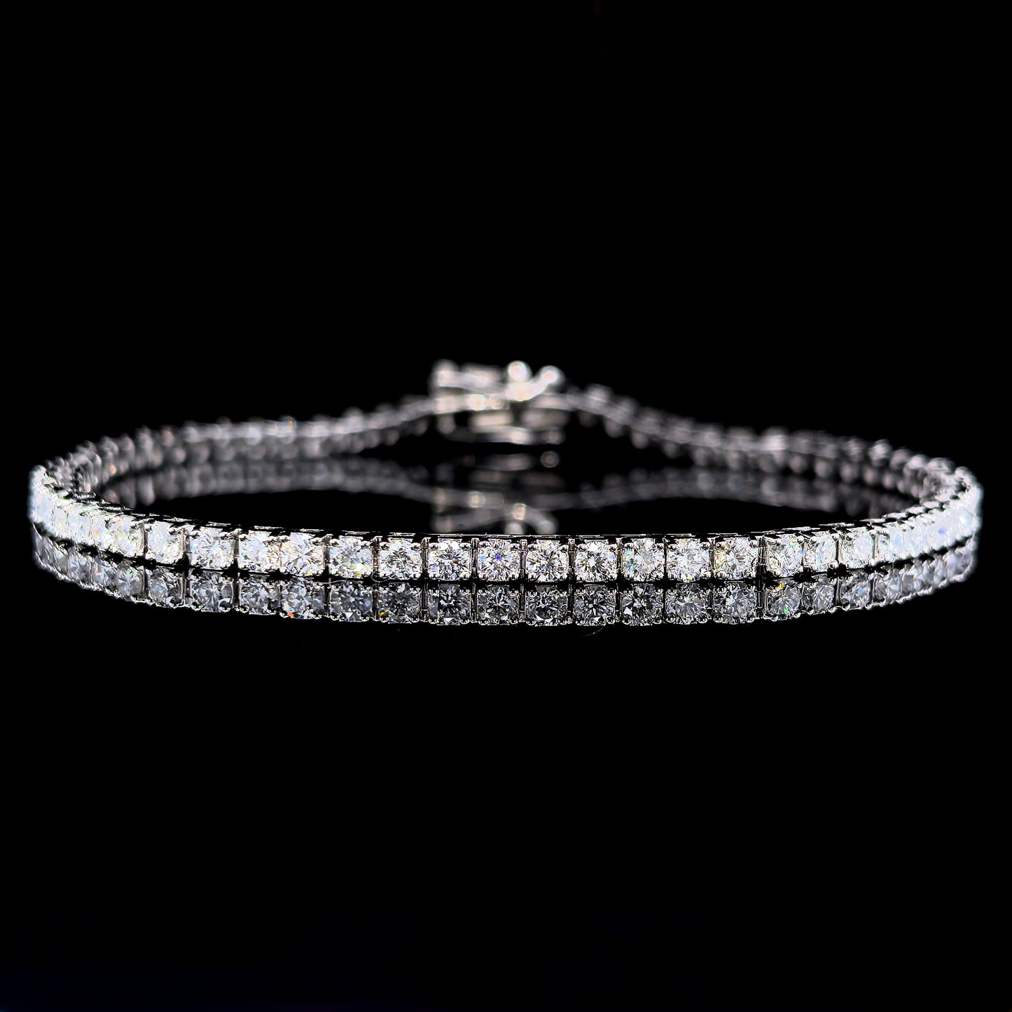 9k W/Gold, 67= 3,17ct Round Brilliant Lab Grown Diamond Bracelet