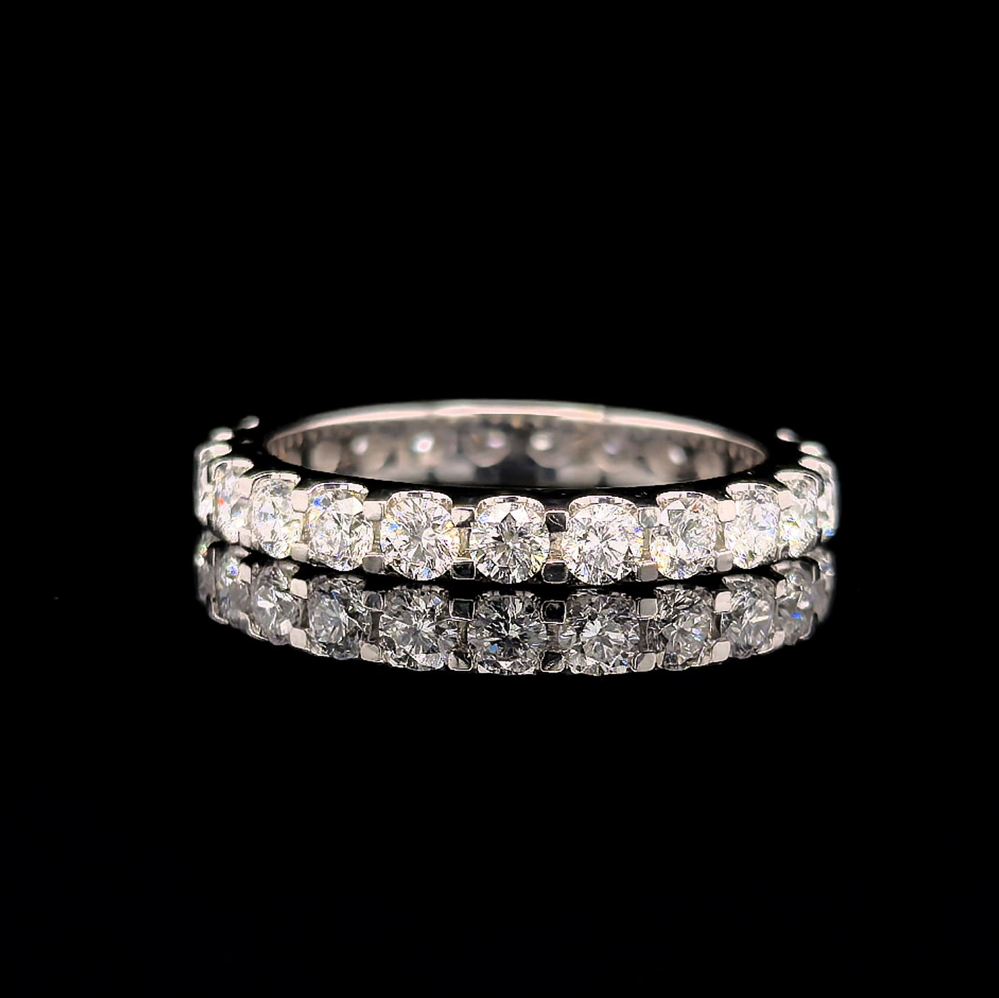 9k W/Gold, 23=1,31ct Round Brilliant Lab Grown Diamond Eternity Ring