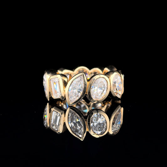 9k Y/Gold, 11= 7,91ct Multi Shape Lab Diamond Eternity Ring