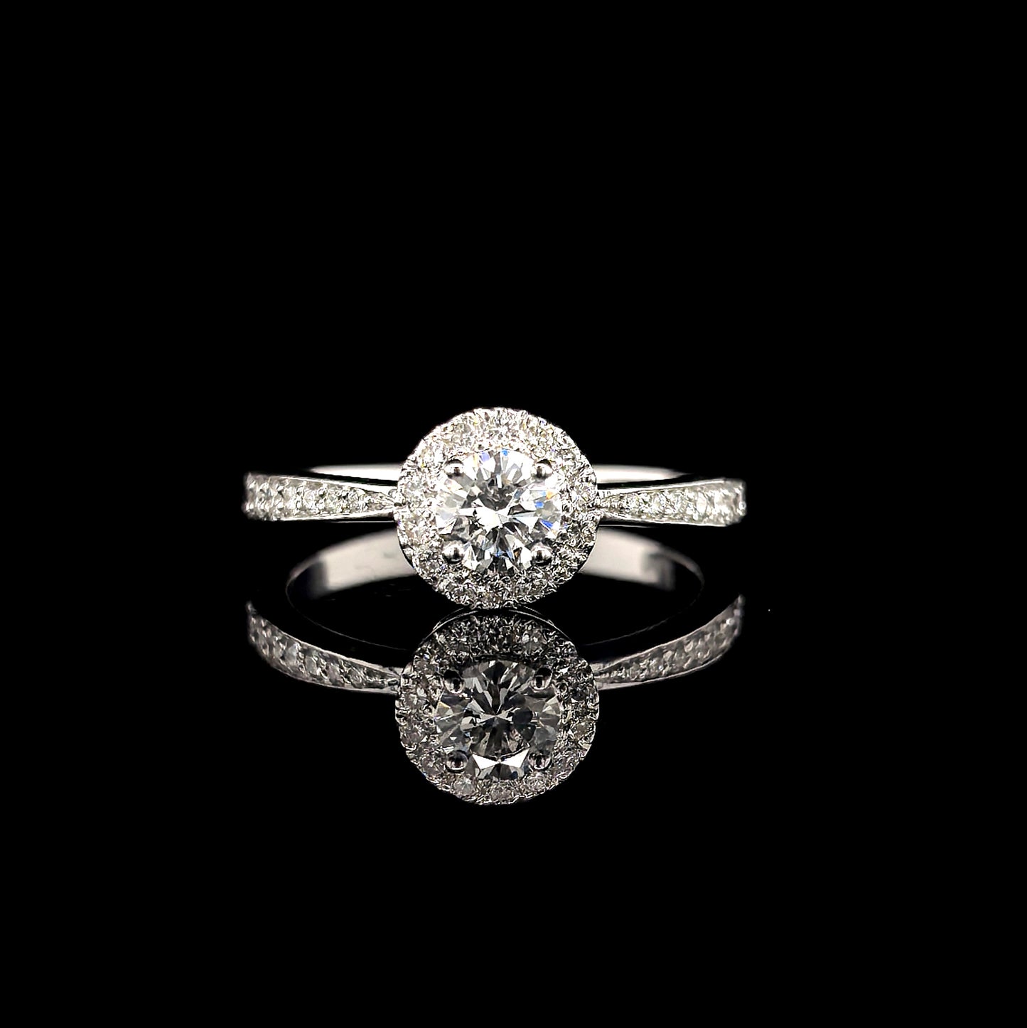 18k W/Gold, 0.28ct Round Brilliant Diamond Halo Convertible Ring / Pendant
