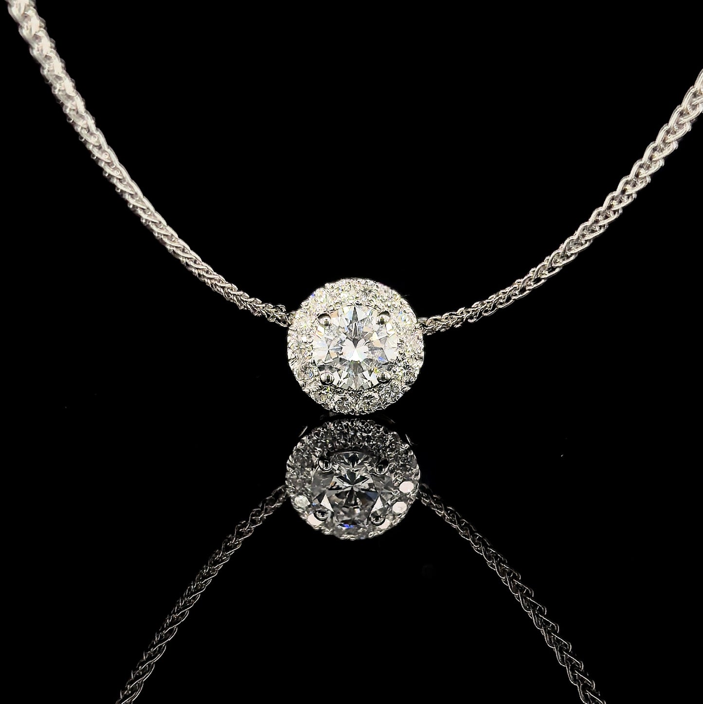 18k W/Gold, 0.28ct Round Brilliant Diamond Halo Convertible Ring / Pendant