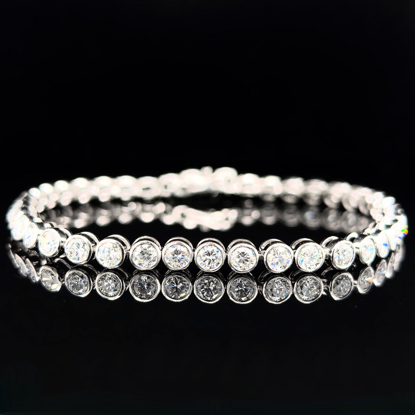 9k W/Gold, 41= 6.089ct Round Brilliant Lab Grown Diamond Bracelet